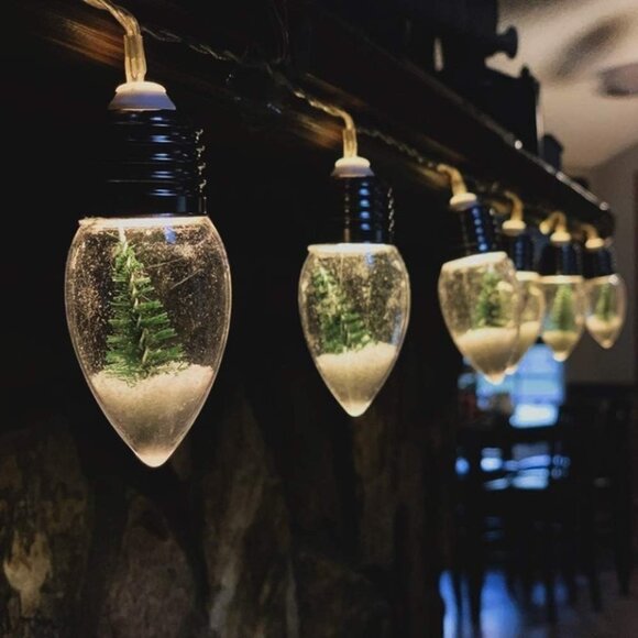 NWT Christmas Tree Snow Lightbulb Globe String Lights - Picture 3 of 7